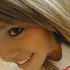 Meet your Posher, Deisy